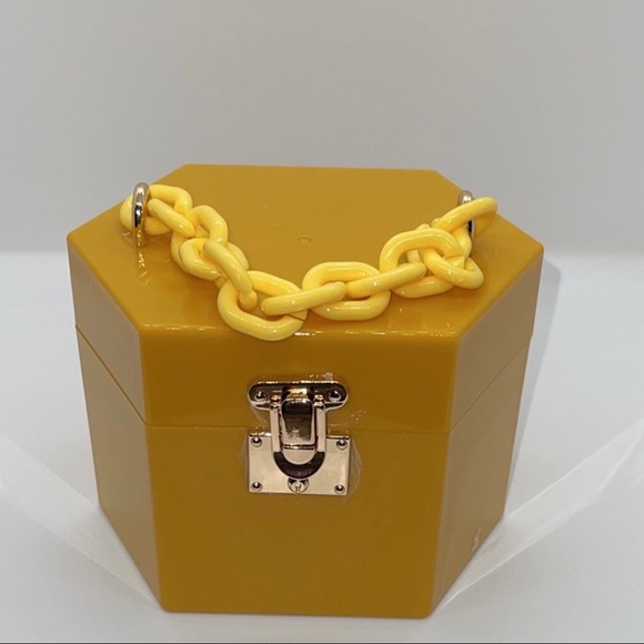 “Candy” - Picture 8 of 9